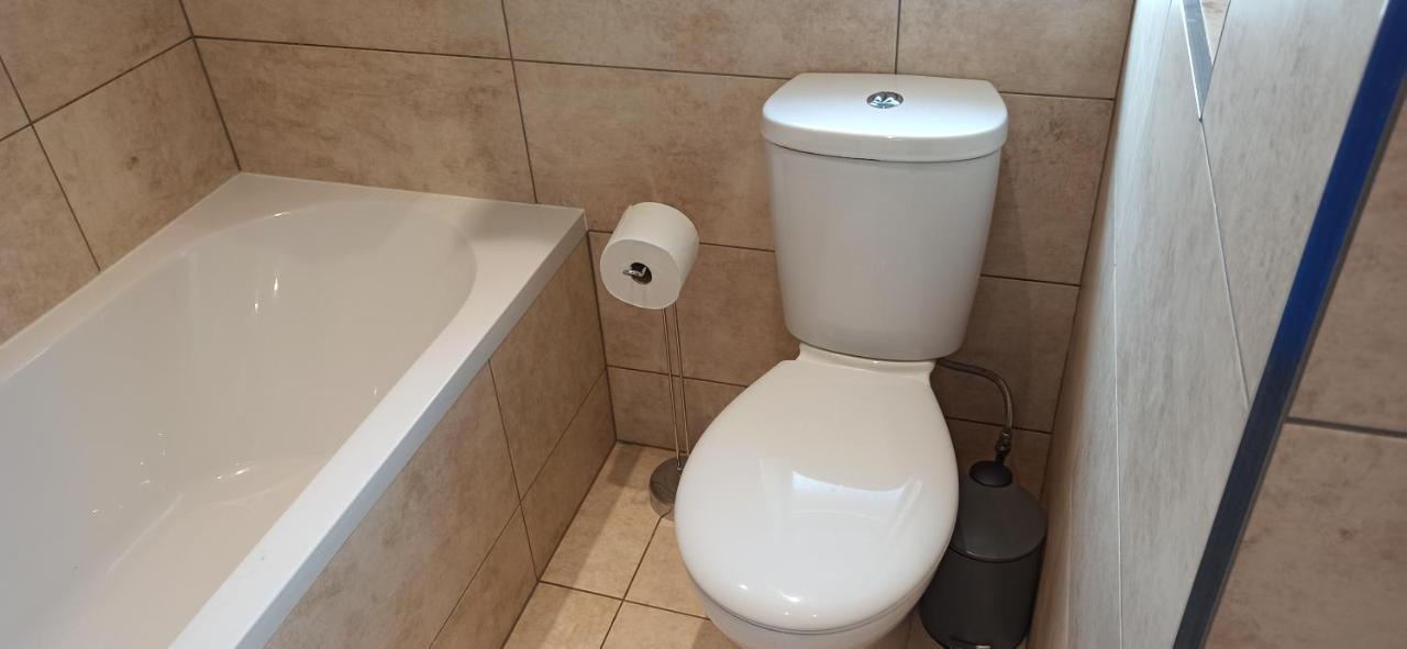 Broxtowe House -3 Bed House Parking Сasa de vacaciones Nottingham